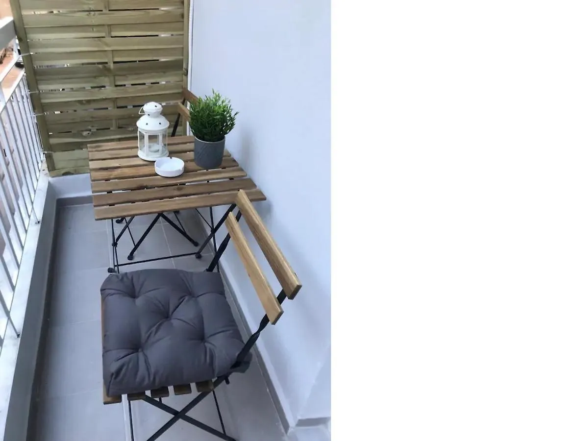 J&T Central Apartment テッサロニキ